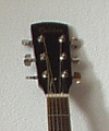 Kopf einer Western-Gitarre